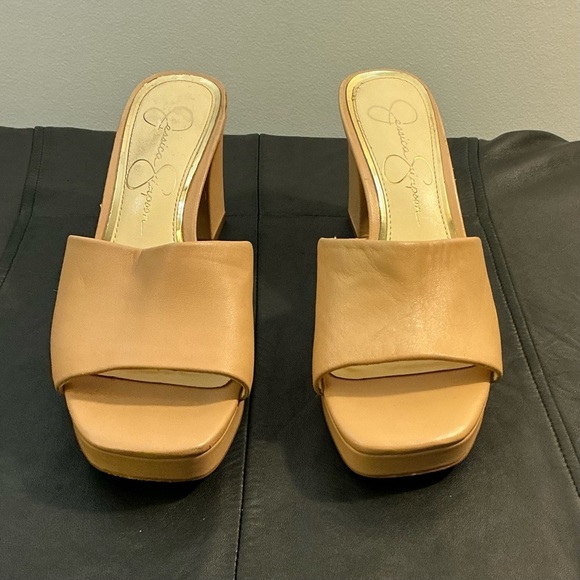 Jessica Simpson Tan Block Heels - Platform Slip-On (size 6M) - Picture 3 of 13